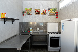 Гостевые дома Джемете с общей кухней, "Релакс" с общей кухней - раннее бронирование