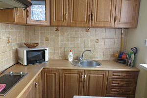 Квартиры Судака с кухней, 1-комнатная Ленина 61 с кухней - фото