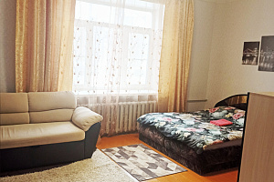 Квартиры Печоры на месяц, 3х-комнатная Печорский 78 на месяц - фото