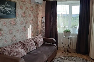Квартиры Каменск-Шахтинского на месяц, "Уютная недалеко от трассы М4" 1-комнатная на месяц - фото