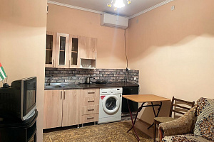 Квартиры Абхазии на месяц, 1-комнатная Анчабадзе 6 на месяц - цены