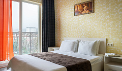 Фото объекта ««Deluxe Apartment ЖК Корона 192-1» квартира-студия в Адлере», 2