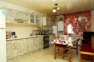 Дома Витязево с кухней, Комсомольская 18 с кухней - раннее бронирование