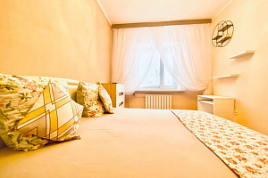 Апарт-отели в Сургуте, 2х-комнатная Мира 32 апарт-отель - цены