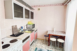 Квартиры Южно-Сахалинска на месяц, "С ремонтом уютная" 1-комнатная на месяц - раннее бронирование